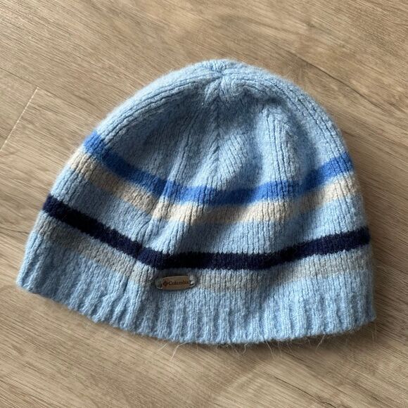 Columbia Soft Fuzzy Light Blue Striped Beanie Hat Tiny Snowflakes Accent - Picture 2 of 6